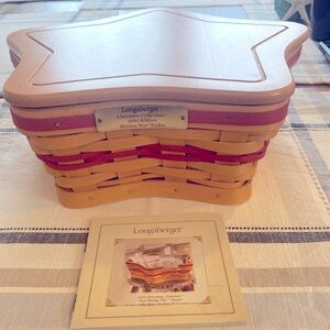 2001 Longaberger Christmas Collection Shining Star Basket-excellent condition.